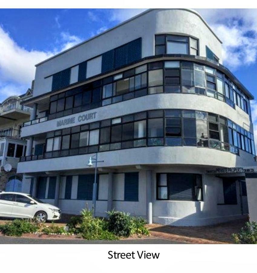 The Sun, Whales & Waves - Seafront Apartment Hermanus Bagian luar foto